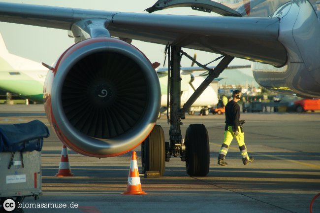 Foto: Flugzeug Turbine Biokraftstoff