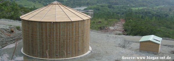 Foto Holzfermenter für Biogasanlage